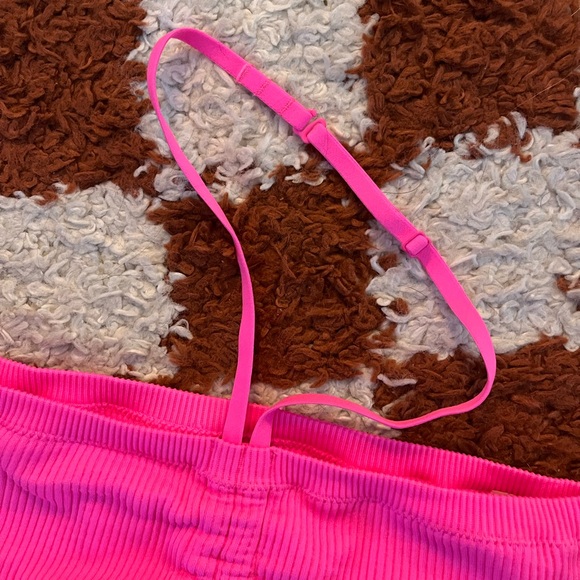 Aerie seamless hot pink ruched halter top - Picture 4 of 5